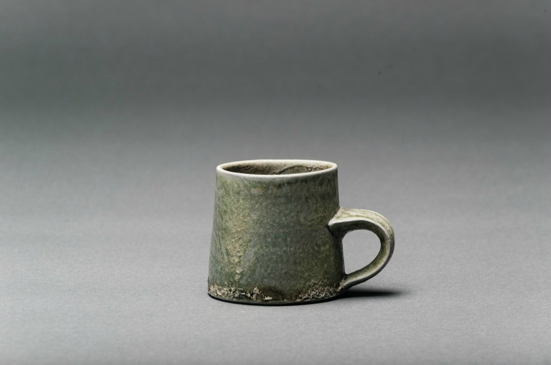 Read more about the article Interview: Ceramic Artist Grant Hodges