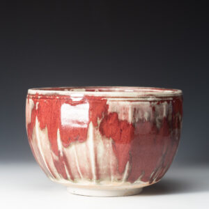 Porcelain, fluted, copper red glaze
22 X 22 X 14.5cm    2.5kg