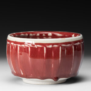 Porcelain, fluted, copper red glaze
16.5 X 16.5 X 10cm    1.2kg